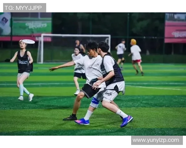 上海飞盘队在马拉松大满贯中的战术表现分析与点评 上海飞盘队在马拉松大满贯中的战术表现分析与点评